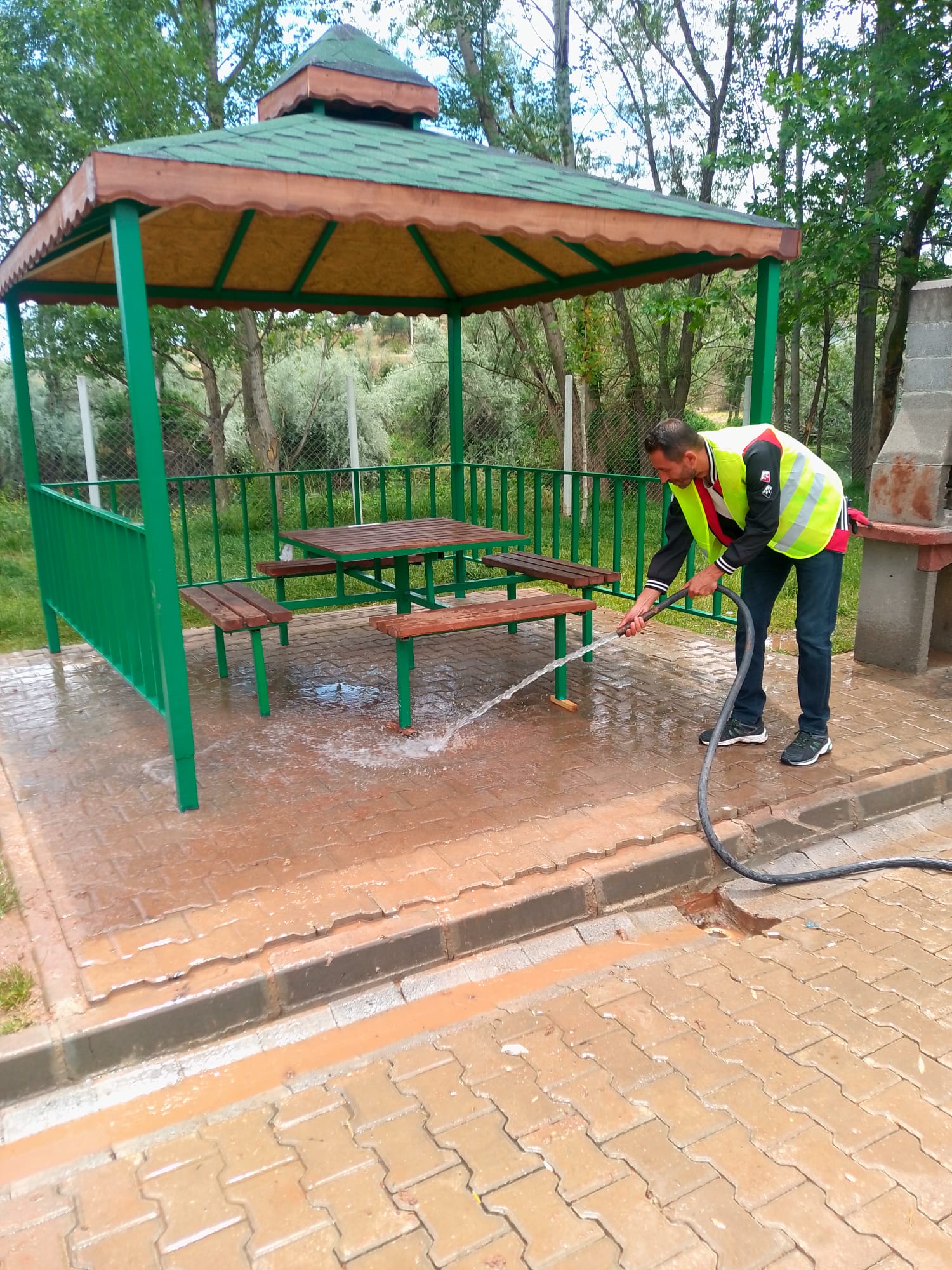 ilcemizde-genel-temizlik-calismalarina-devam-ediyoruz