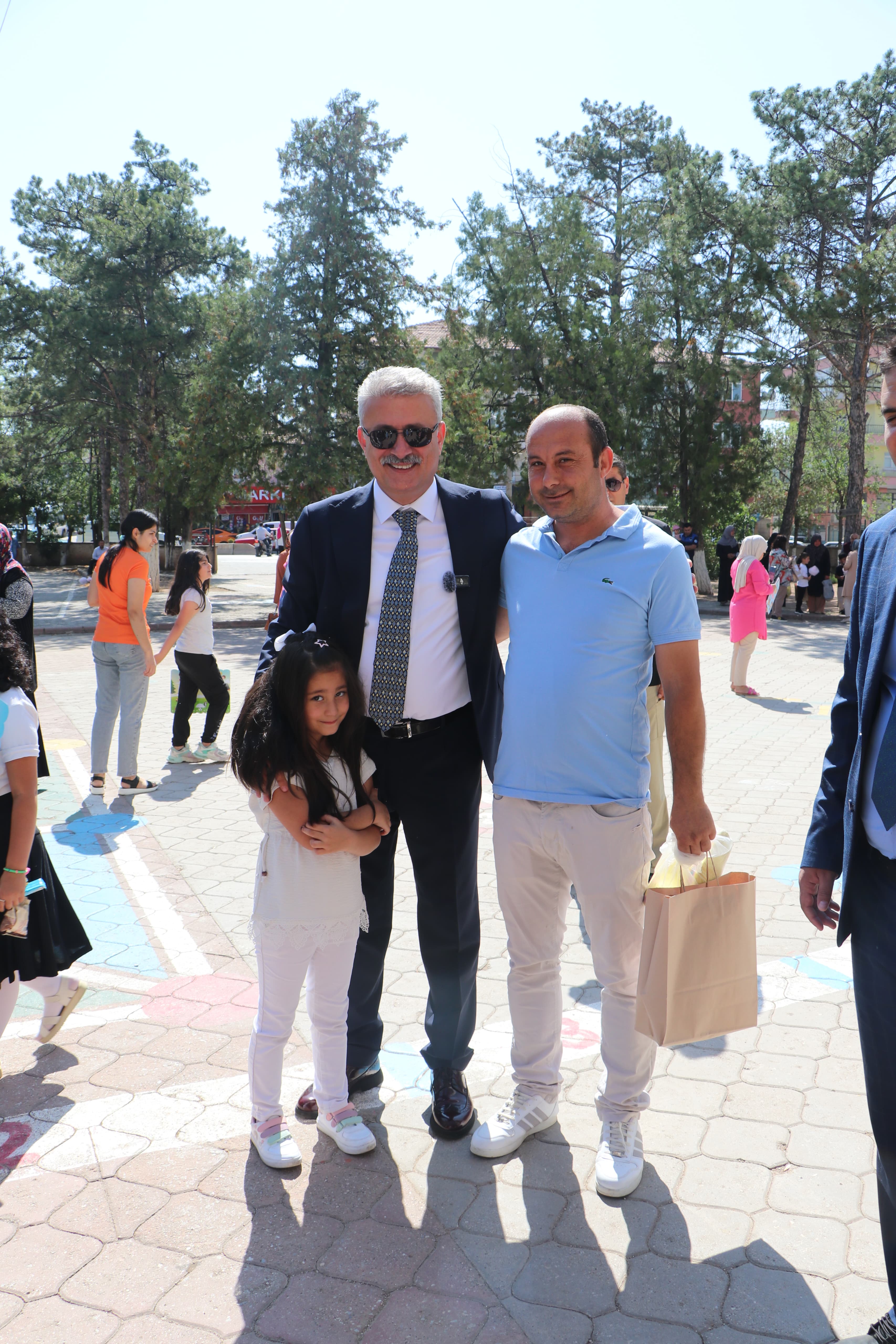 minikler-karnelerine-kavustu