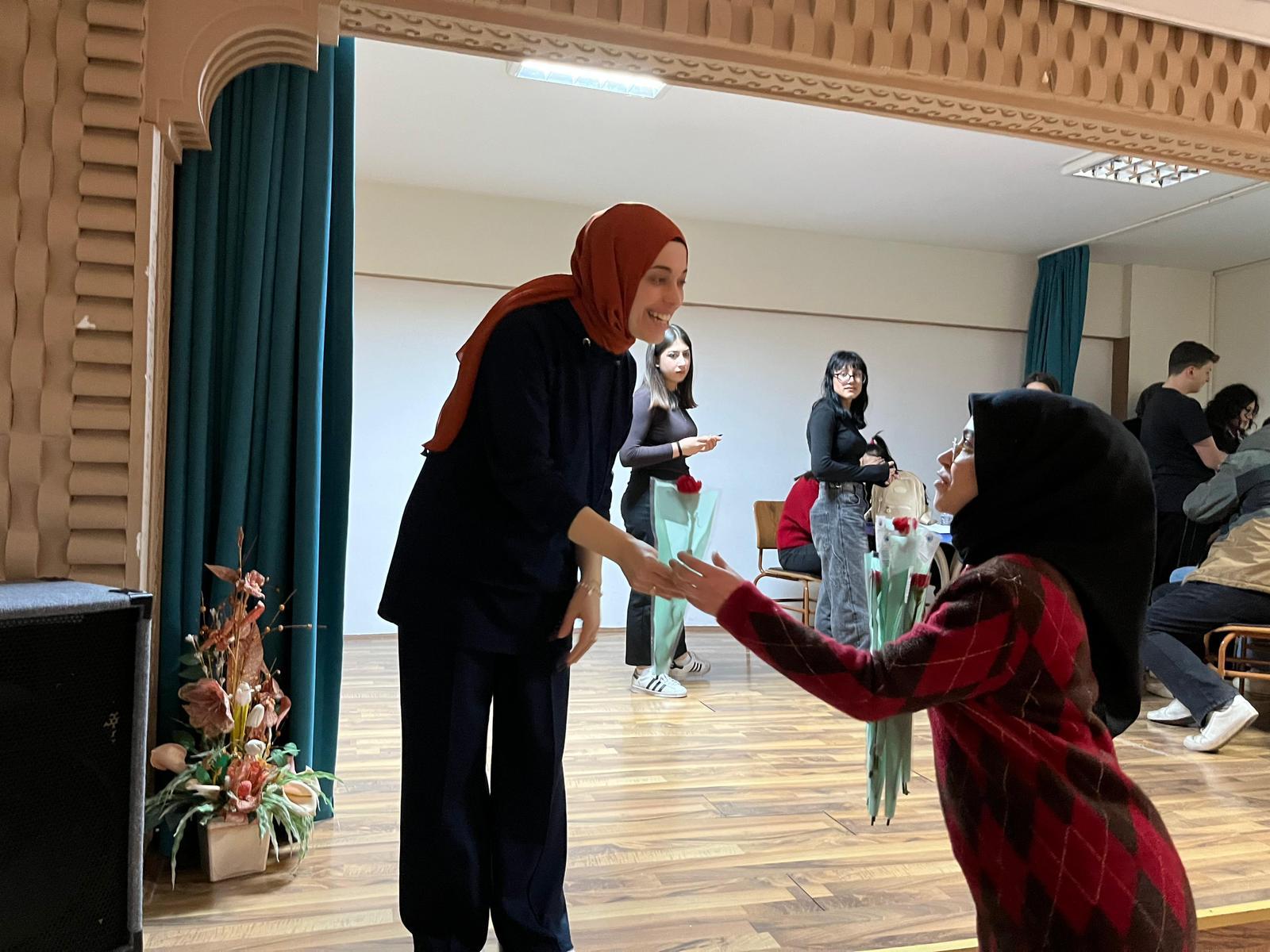 8-mart-dunya-kadinlar-gunu-kutlu-olsun