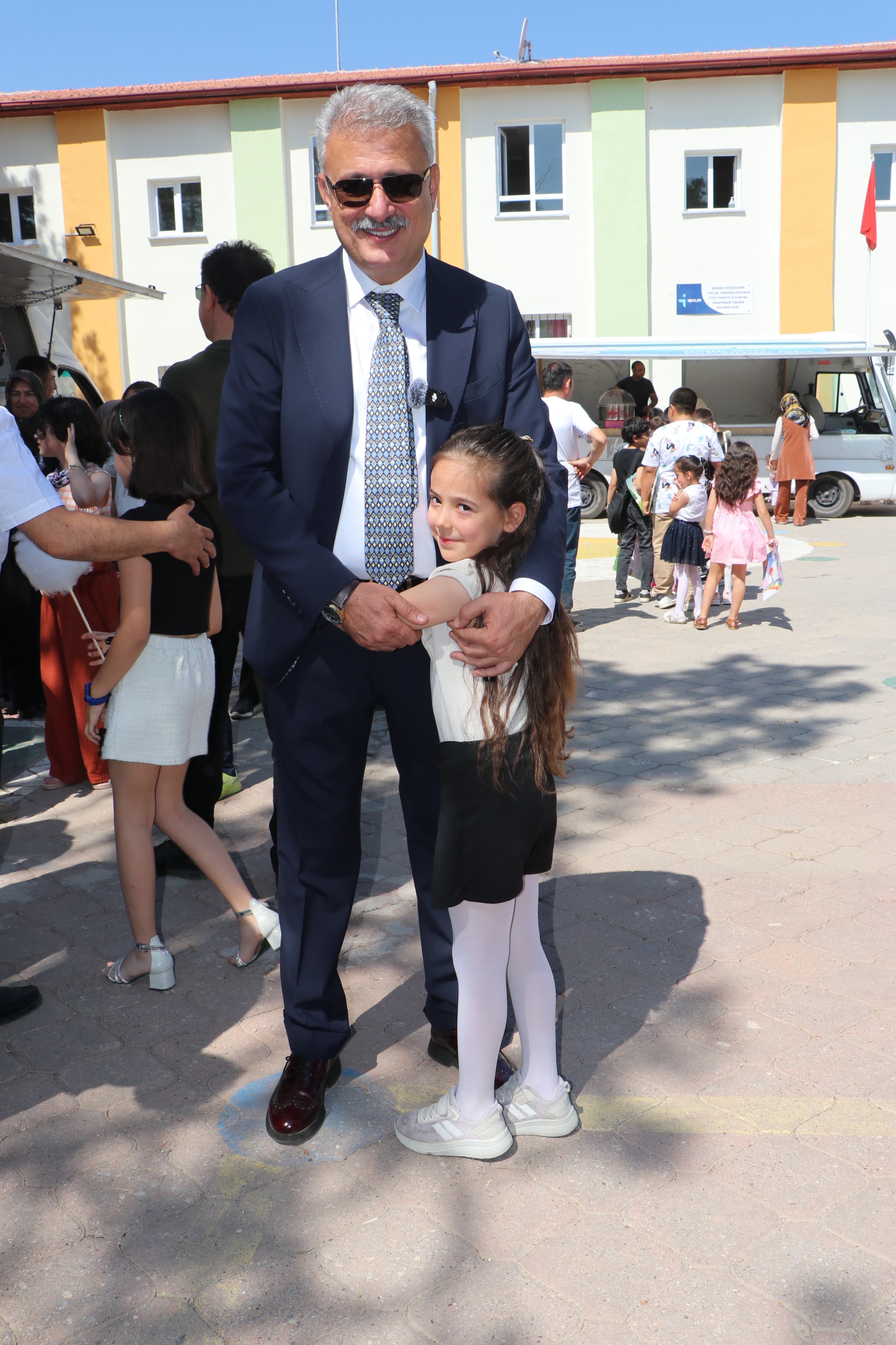 minikler-karnelerine-kavustu