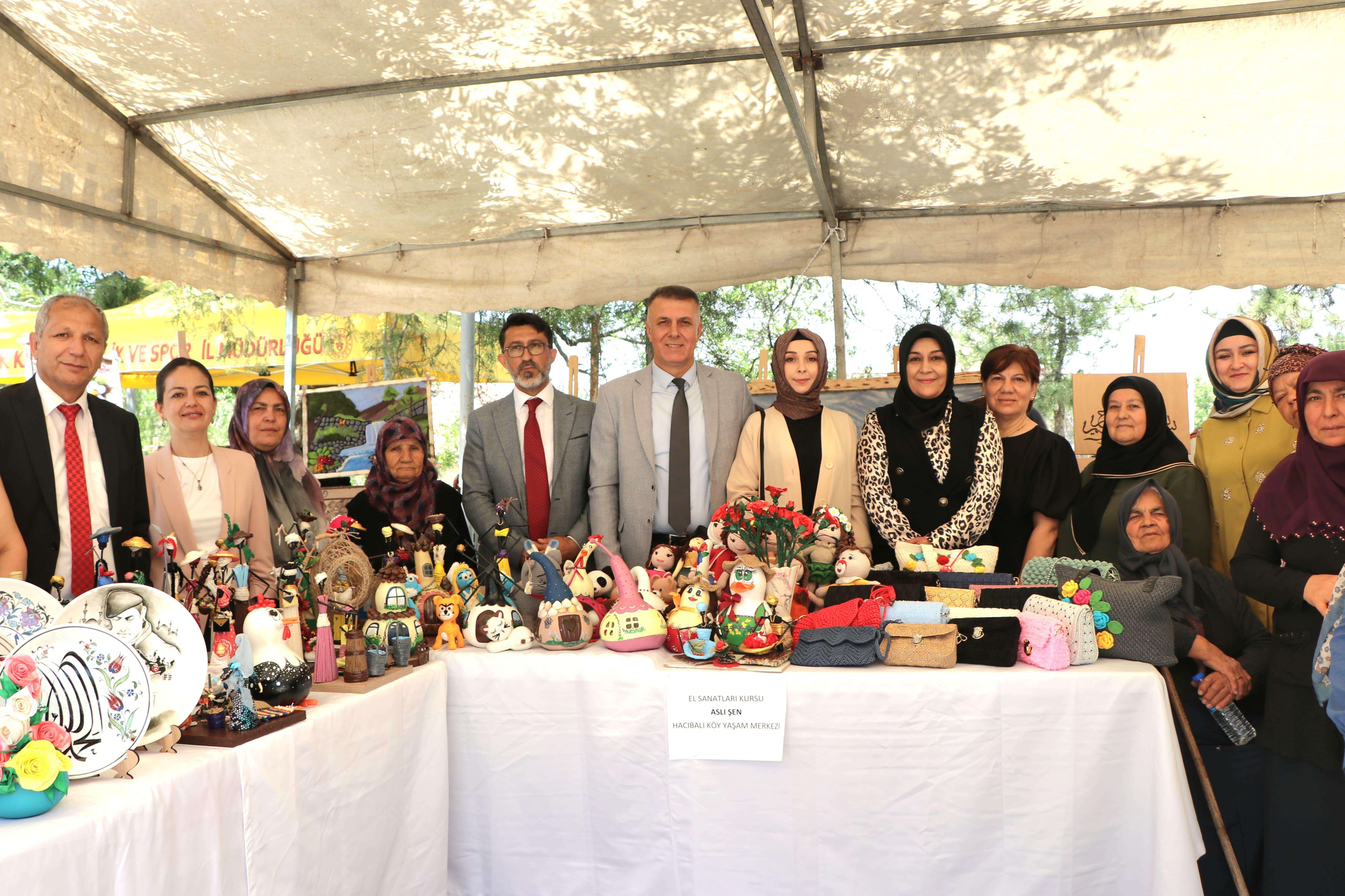 hayat-boyu-ogrenme-haftasi-kapsaminda-duzenlenen-sergiye-katilim-sagladik