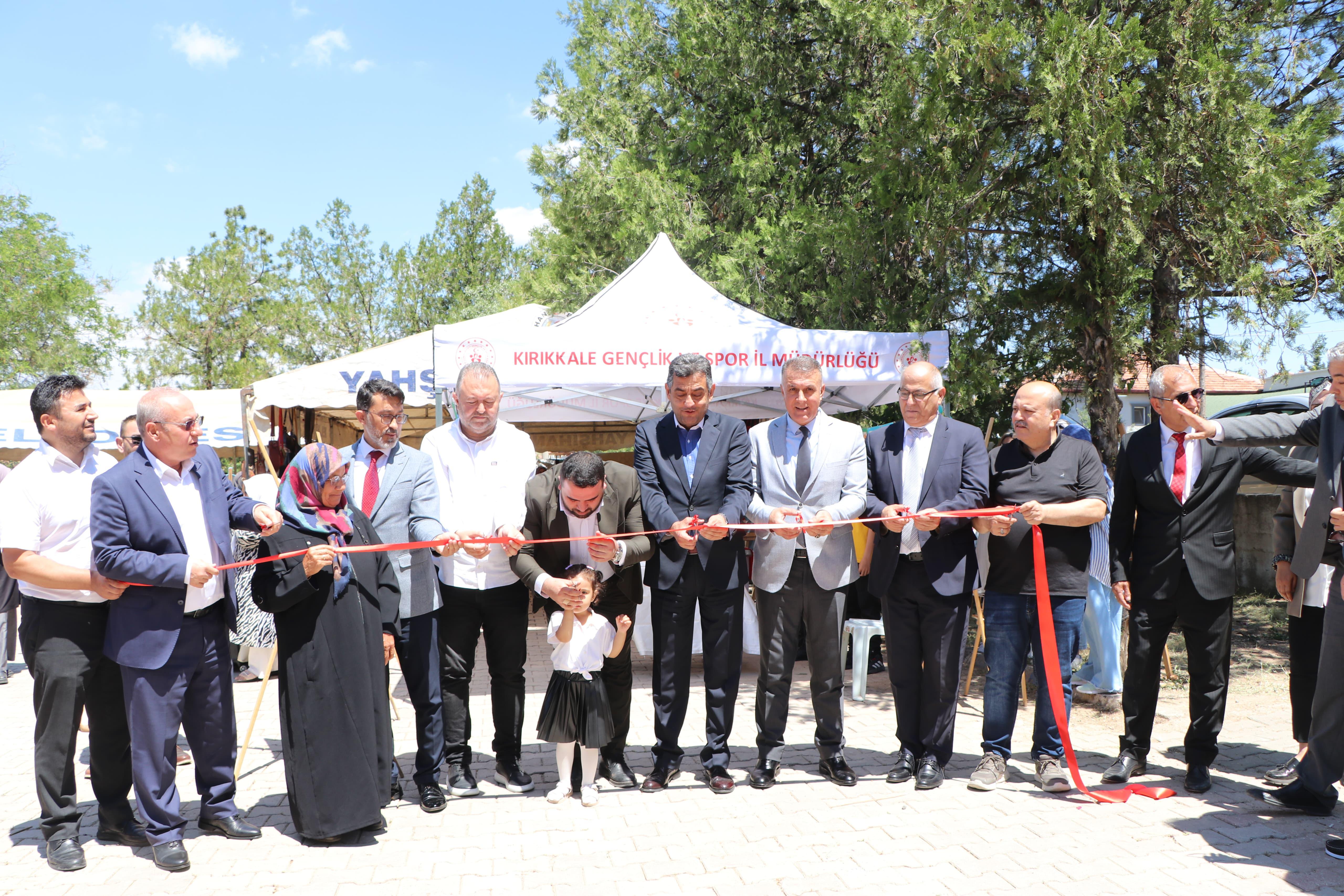 hayat-boyu-ogrenme-haftasi-kapsaminda-duzenlenen-sergiye-katilim-sagladik