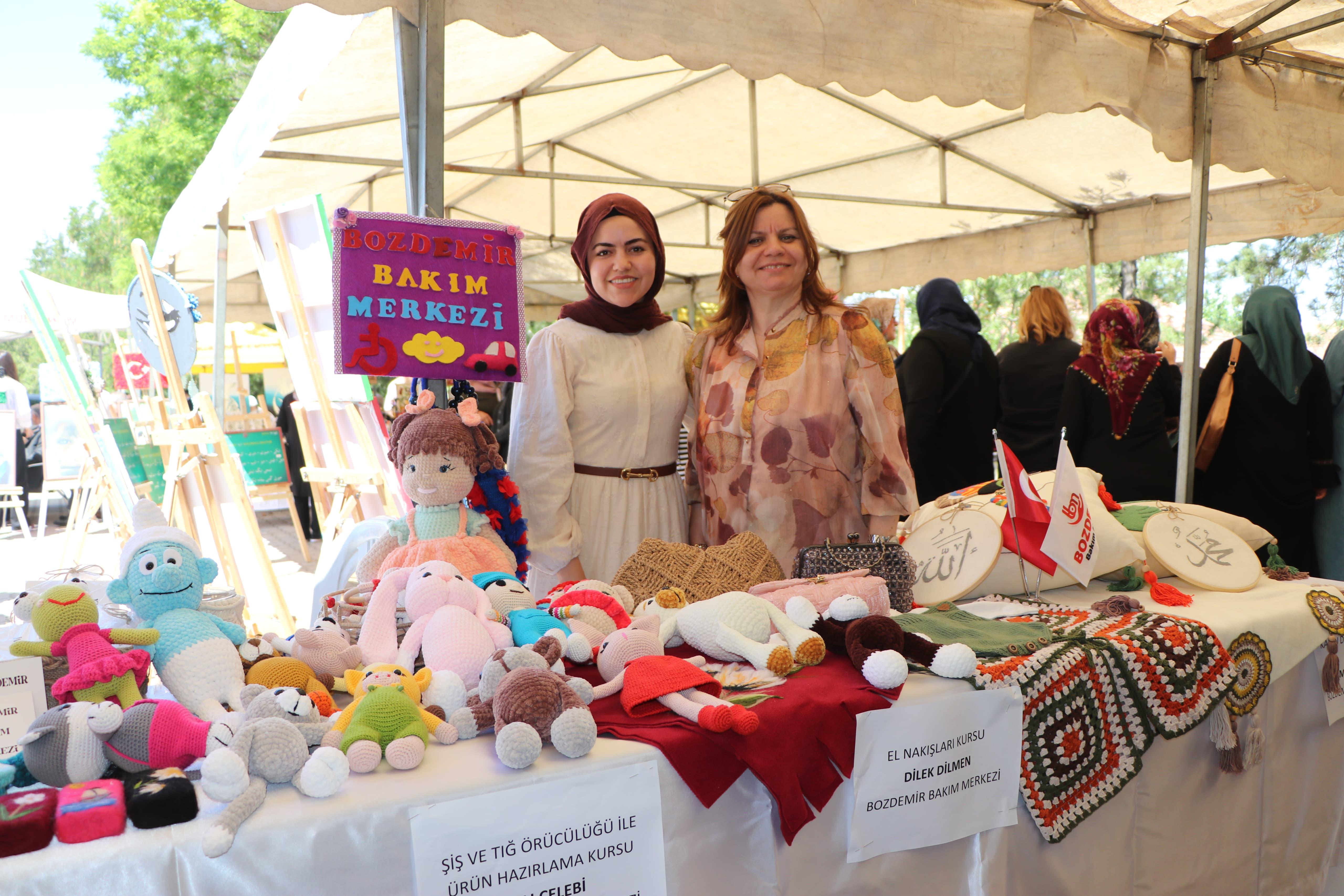 hayat-boyu-ogrenme-haftasi-kapsaminda-duzenlenen-sergiye-katilim-sagladik