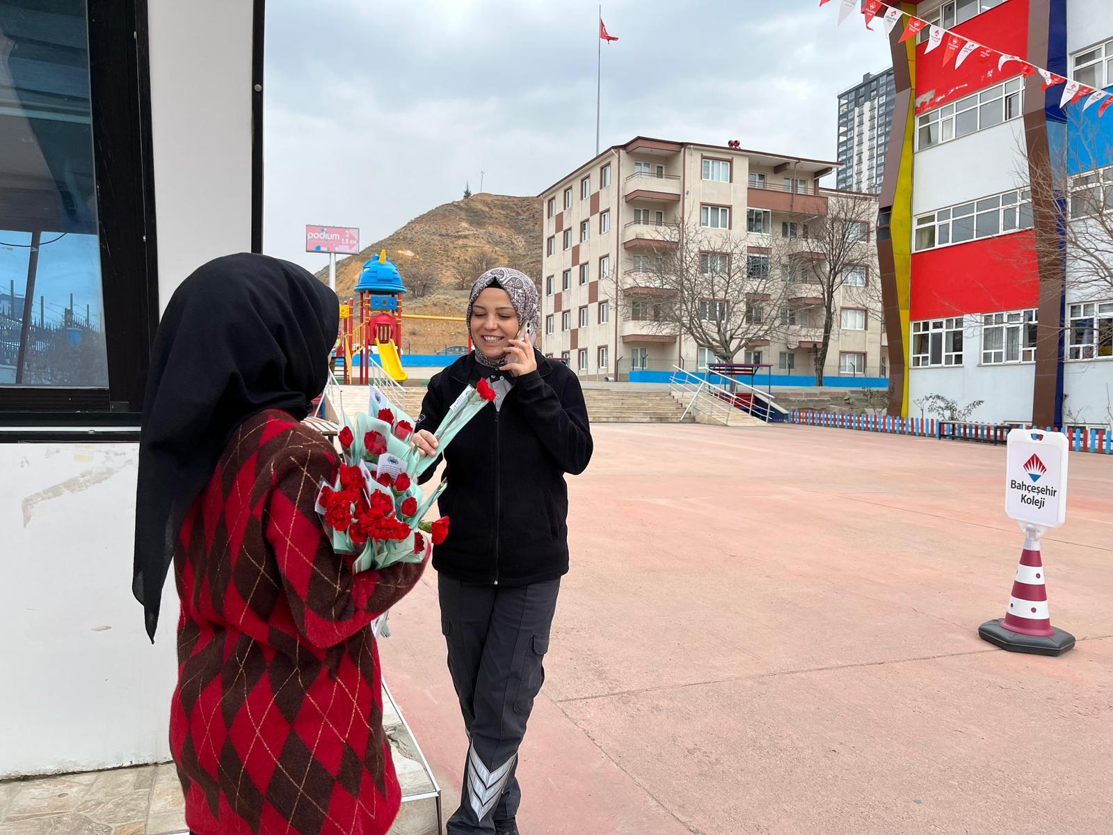 8-mart-dunya-kadinlar-gunu-kutlu-olsun