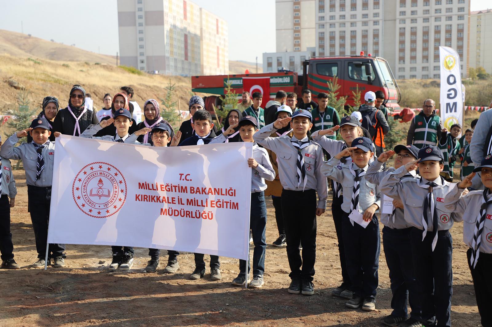 agaclandirma-gunu-kapsaminda-ilcemizi-yeni-fidanlarla-bulusturduk