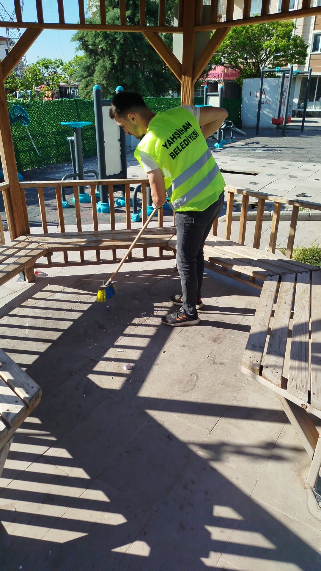 ilcemizde-genel-temizlik-calismalarina-devam-ediyoruz