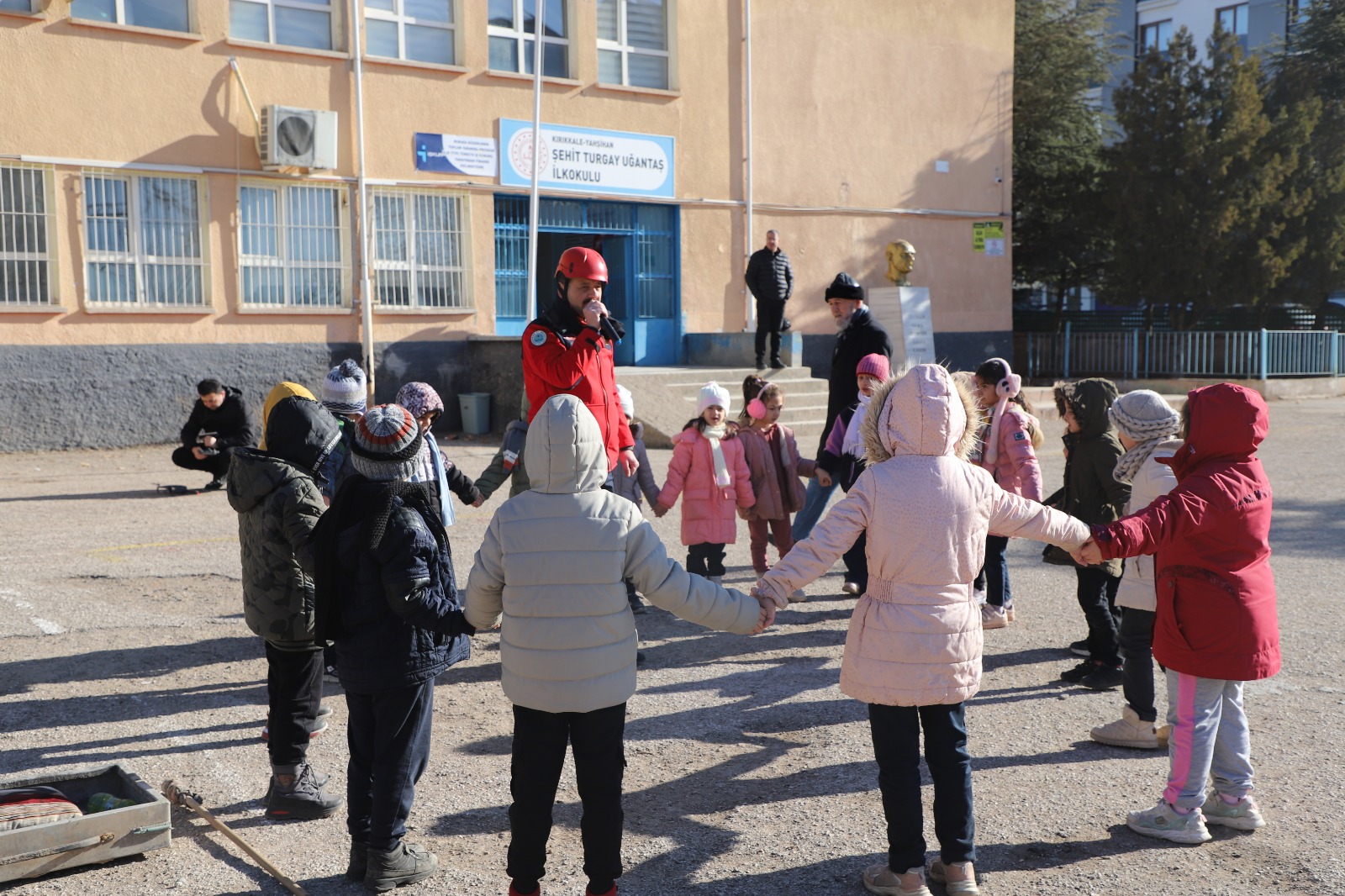 cocuklarimiz-b-l-nclend-r-l-yor